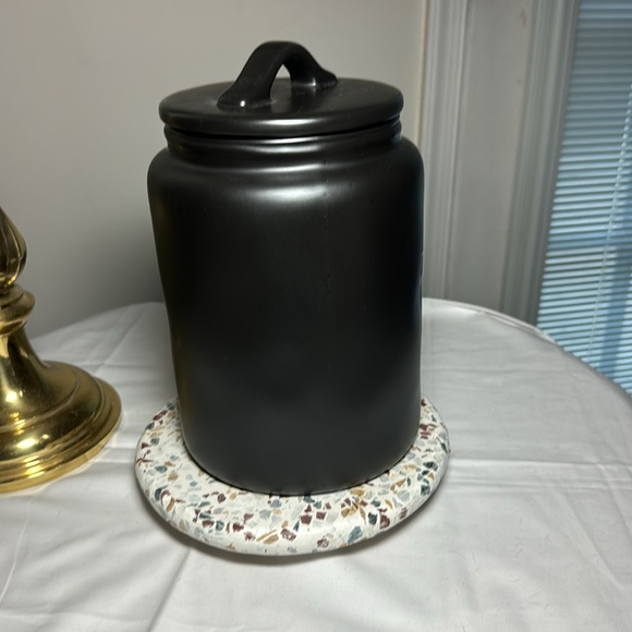 Rae Dunn Large Rice canister - Picture 6 of 9
